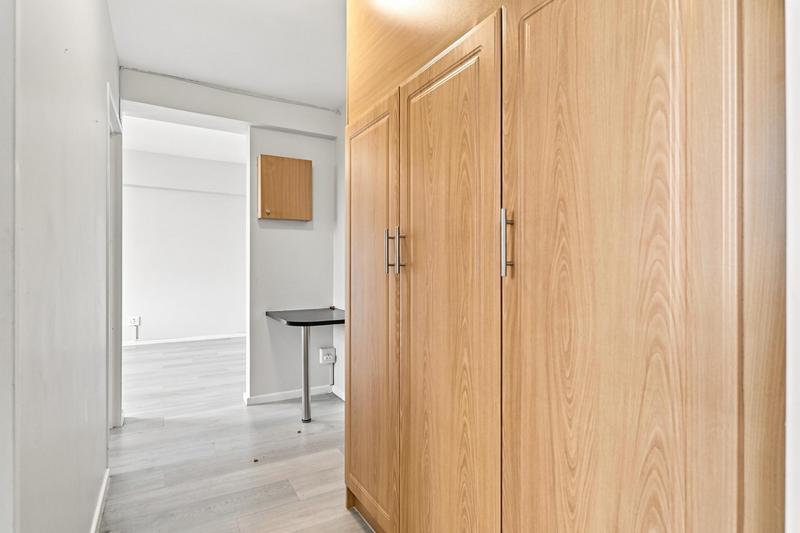 1 Bedroom Property for Sale in Pinelands Western Cape